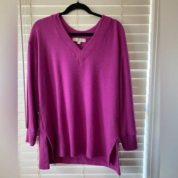 Accepting offers- Loft sweater- SUPER SOFT - Picture 2 of 7